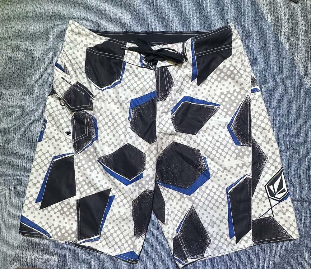 Volcom Geometric Print Board Shorts Size 36